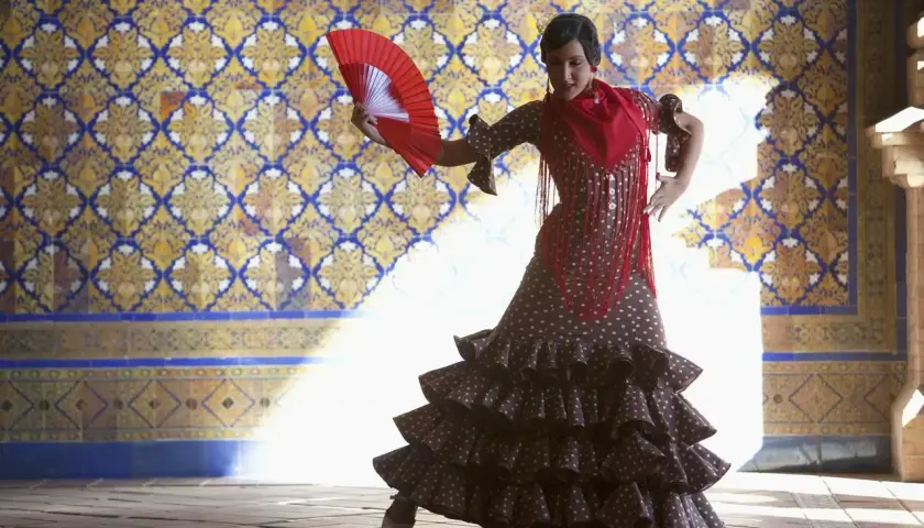 Jak hiszpański ubiór wpływa na taniec Flamenco i jego magię